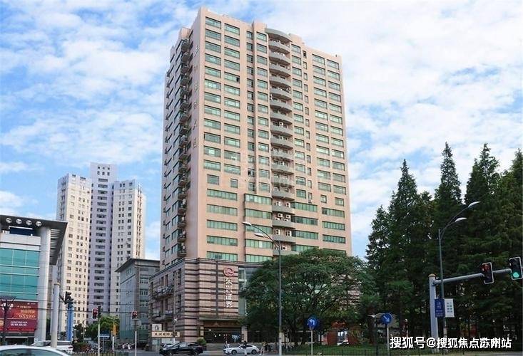 徐汇天镜(售楼处)楼盘详情2025年最新房价+户型+容积率+小区环境(图3)